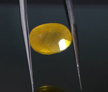 Load image into Gallery viewer, Yellow Sapphire - 6.25 carat