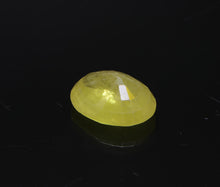 Load image into Gallery viewer, Yellow Sapphire - 4.15 carat