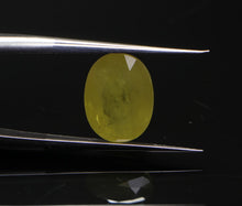 Load image into Gallery viewer, Yellow Sapphire - 4.15 carat