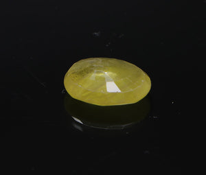 Yellow Sapphire - 3.85 carat