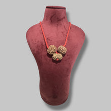 Load image into Gallery viewer, Rudraksha kavach for attraction &amp; Luxury
