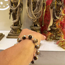 Load image into Gallery viewer, Ram Naam Tulsi Bracelet - Silver Capping
