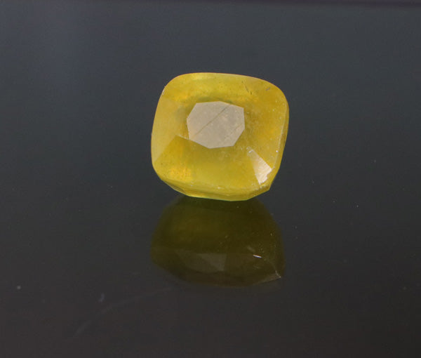Yellow Sapphire - 7.60 carat