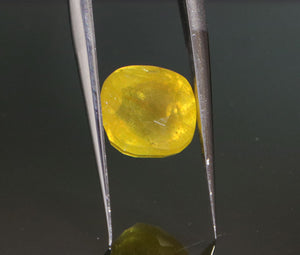 Yellow Sapphire - 4.55 carat