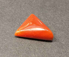 Load image into Gallery viewer, 4.75ct Red triangular coral - Italian - Rudradhyay