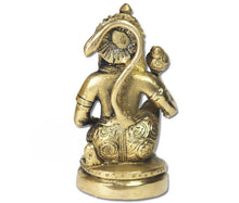 Load image into Gallery viewer, Lord Hanumana sitting on his knee idol - Rudradhyay