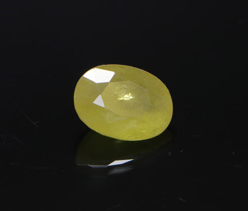 Yellow Sapphire - 4.15 carat