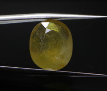 Load image into Gallery viewer, Yellow Sapphire - 10.60 Carat