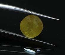 Load image into Gallery viewer, Yellow Sapphire - 5.25 carat
