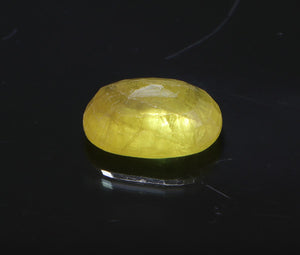 Yellow Sapphire - 4.70 Carat