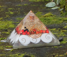 Load image into Gallery viewer, gomti chakra gunja pyramid