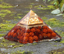 Load image into Gallery viewer, Rudraksha navgrah pyramid