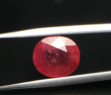 Load image into Gallery viewer, Ruby(mozambique) - 6.40 Carat