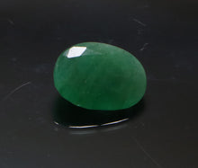 Load image into Gallery viewer, Emerald(Zambian) - 5.35 Carat