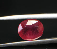 Load image into Gallery viewer, Ruby(Mozambique) - 4.65 Carat