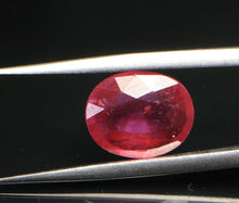 Load image into Gallery viewer, Ruby(Mozambique) - 4.15 Carat