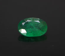 Load image into Gallery viewer, Emerald(Zambian) - 3.55 Carat